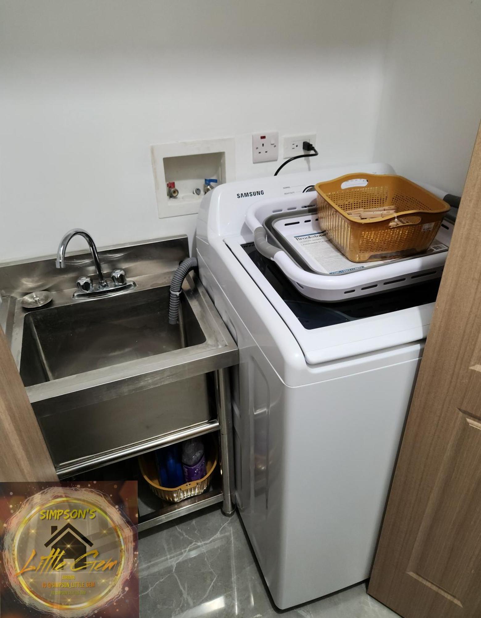 Simpson'S Little Gem Apartman Kingston Kültér fotó