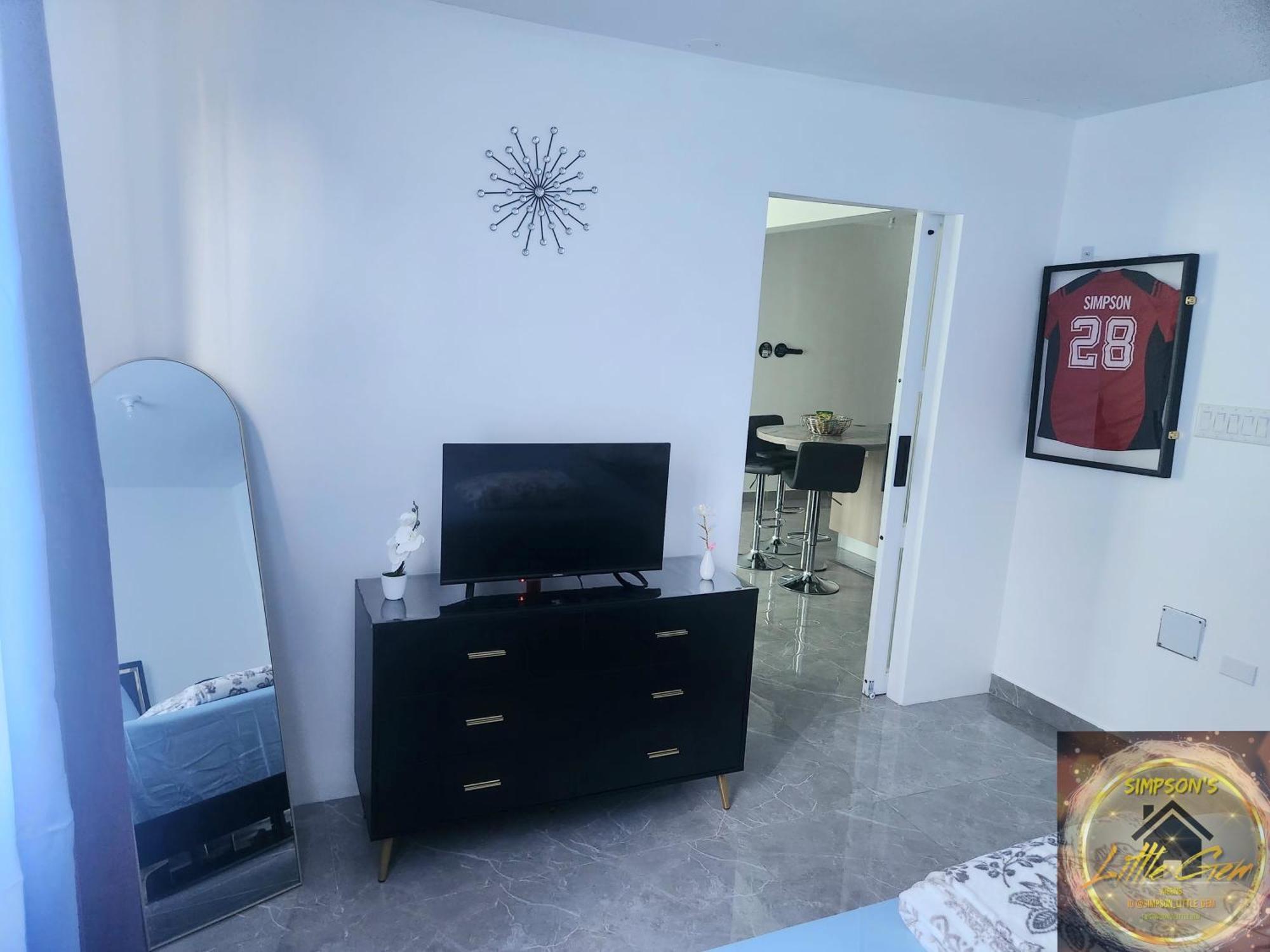 Simpson'S Little Gem Apartman Kingston Kültér fotó
